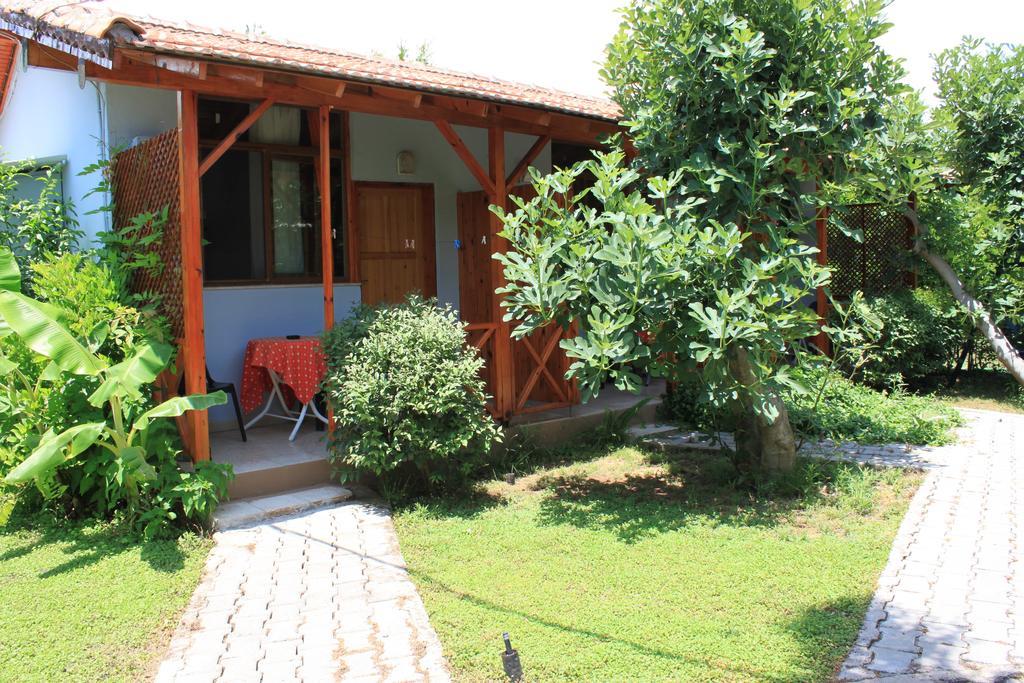 Yildiz Pension Bungalows Cirali Quarto foto